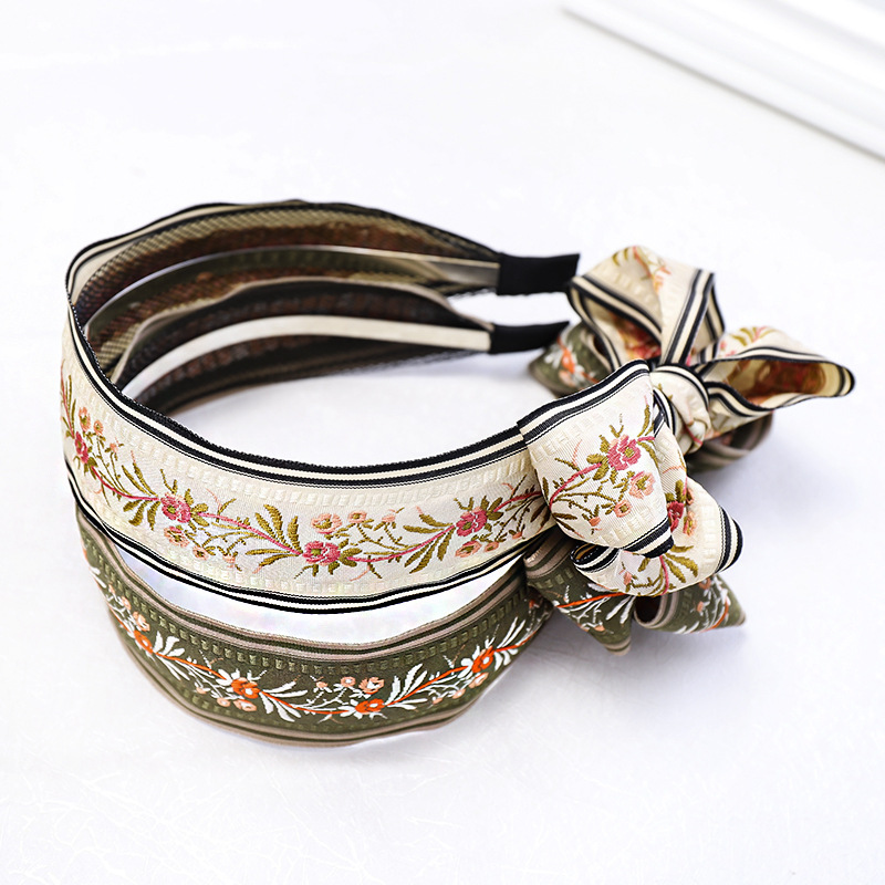 Embroidery Knot - رائعة الرجعية العرقية المطبوعة التطريز عقال