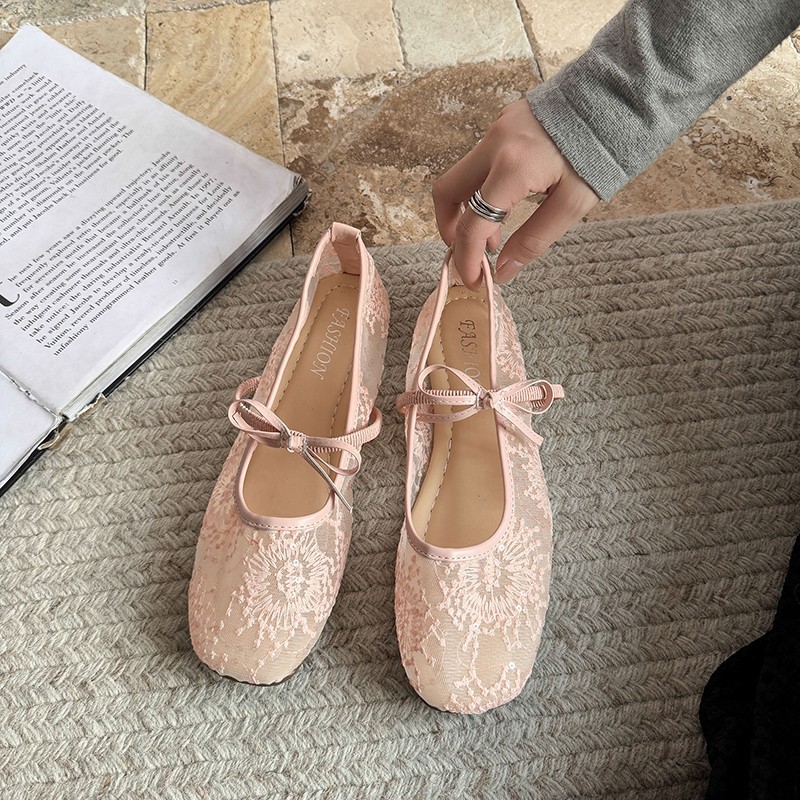 المرأة لطيف الباليه حذاء مسطح  - مراجعة Embroidery Canvas وسعره