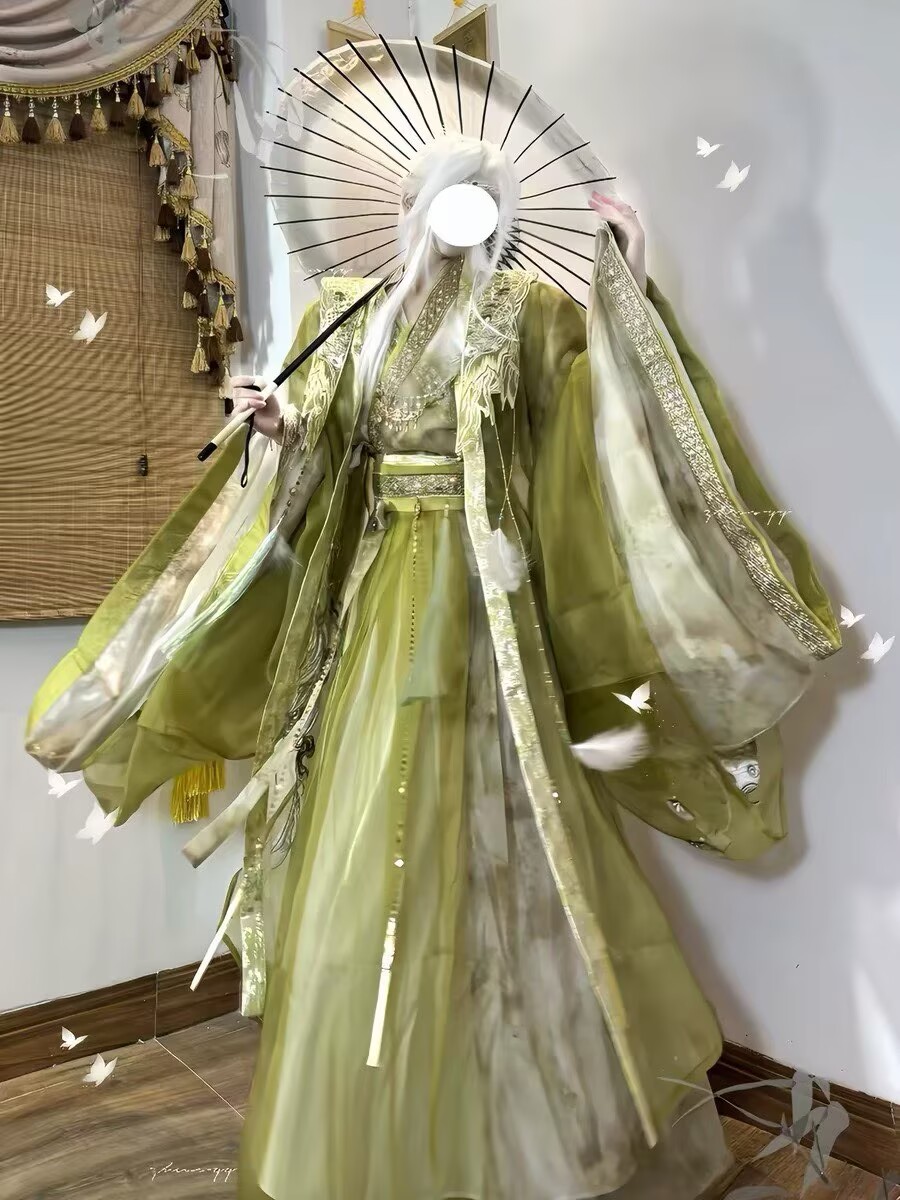 زي هانفو للرجال على طراز فرسان - مراجعة Embroidery Outfit وسعره