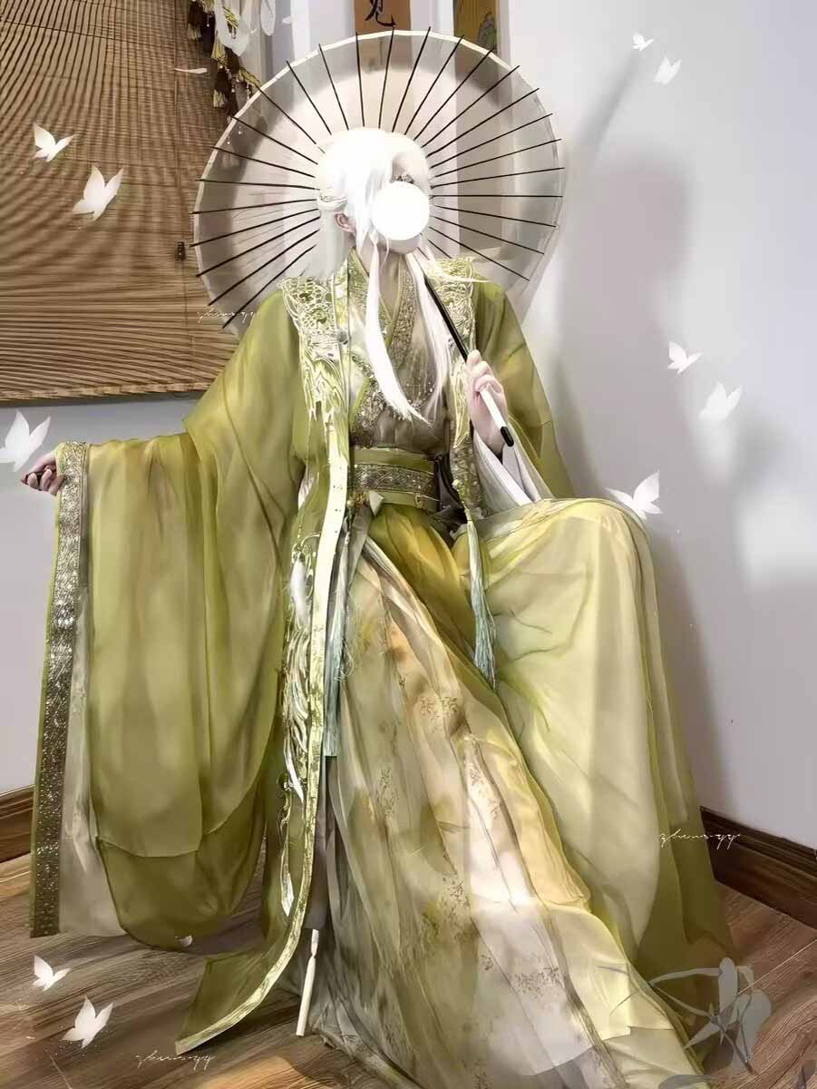 زي هانفو للرجال على طراز فرسان - مراجعة Embroidery Outfit وسعره